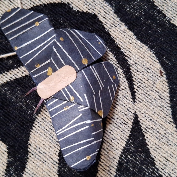 Delicate Origami Butterfly Garland - Picture 9 of 15